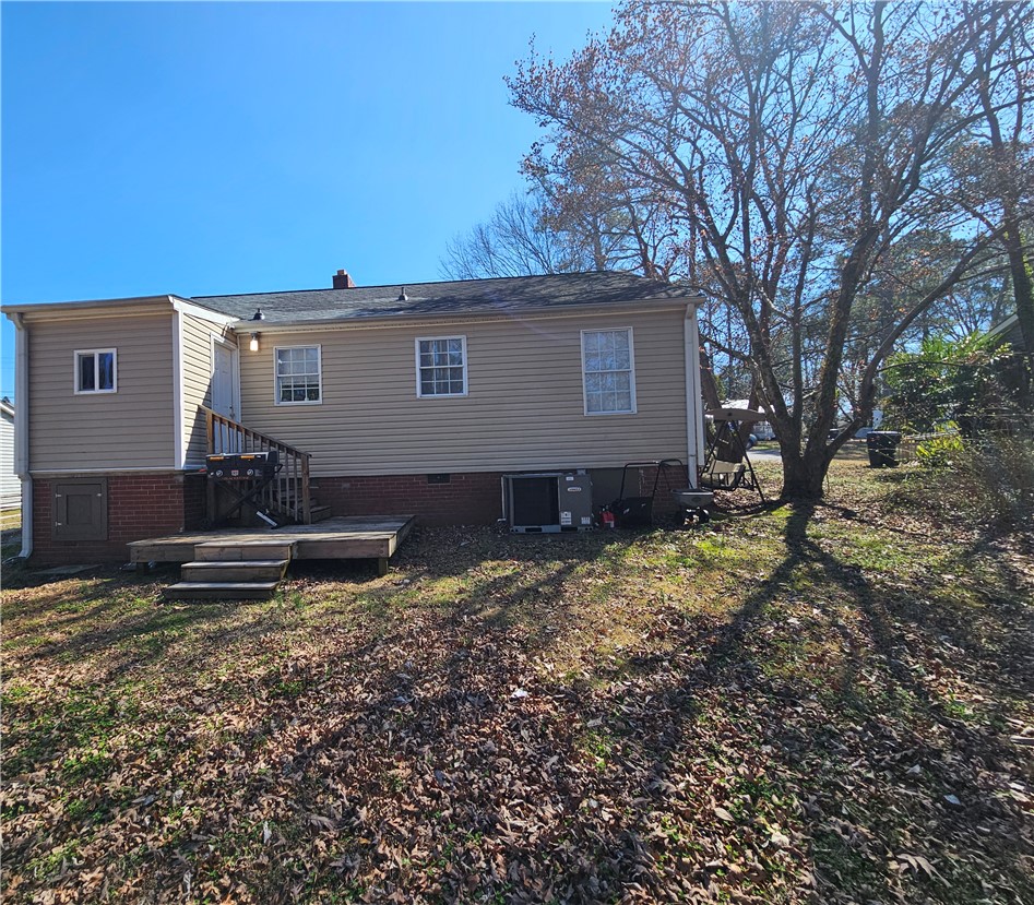 237 Pine Lane Anderson, SC 29621 - Photo 6 of 22 This charming home offers a spacious private yard, perfect for outdoor enjoyment and relaxation.