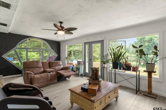 $309,000 | 50 Fm 1896 Mount, Mount Pleasant, TX 75455