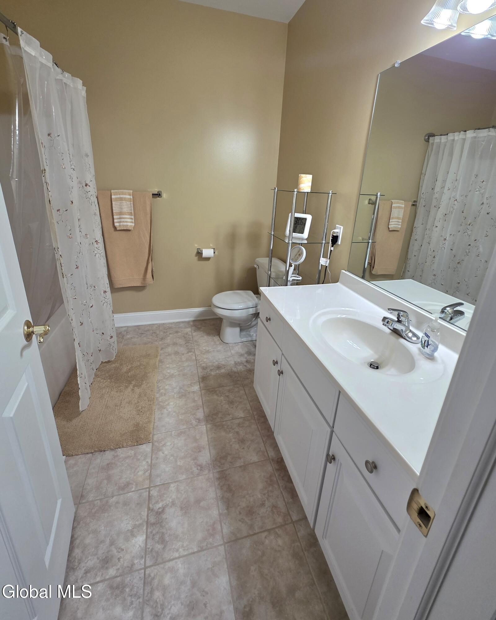 208 N Ridge, Unit 208 Troy, NY 12182 - Photo 16 of 24 20260310_150518