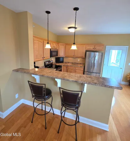 $285,000 | 208 N Ridge, Unit 208, Troy, NY 12182