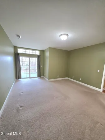 $285,000 | 208 N Ridge, Unit 208, Troy, NY 12182