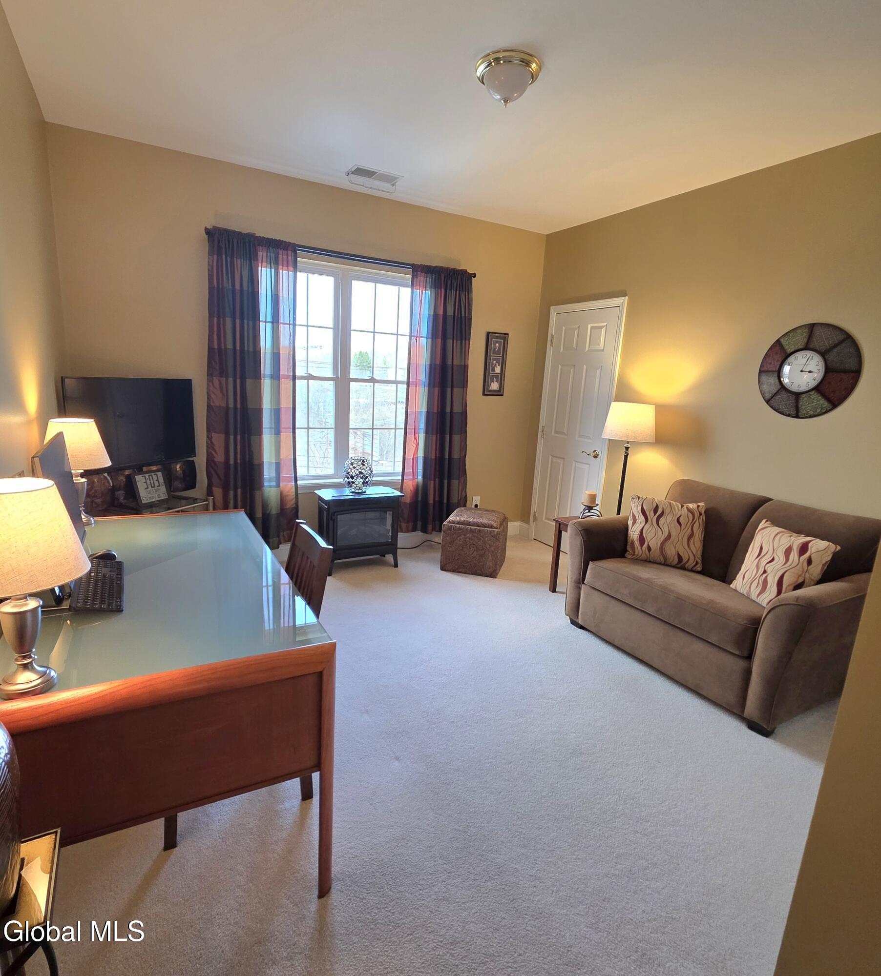 208 N Ridge, Unit 208 Troy, NY 12182 - Photo 20 of 24 20260310_150331