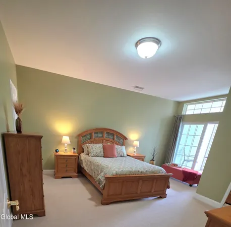 $285,000 | 208 N Ridge, Unit 208, Troy, NY 12182