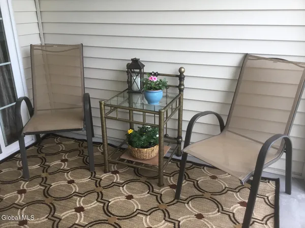 $299,900 | 208 N Ridge, Unit 208, Troy, NY 12182