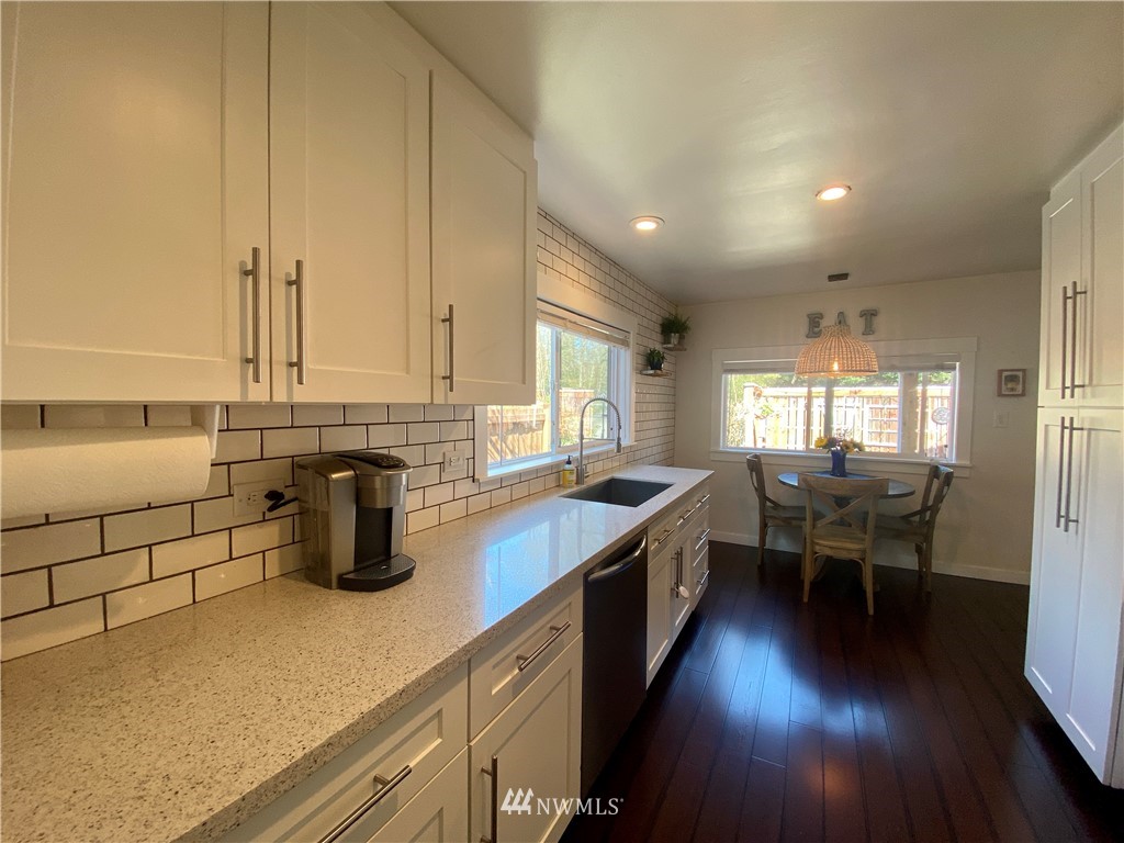 18255 Renton-Maple Valley Road Maple Valley, WA 98038 - Photo 12 of 38