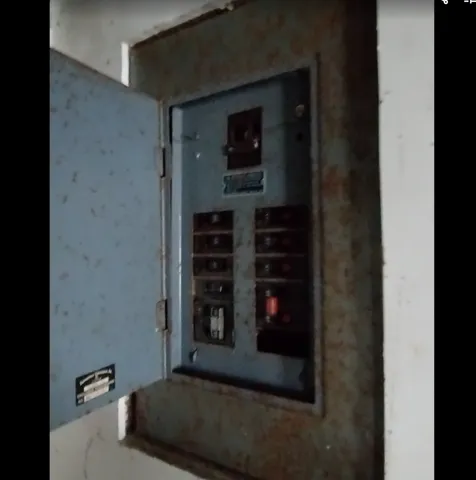 $43,400 | 500 West 103rd Place, Chicago, IL 60628