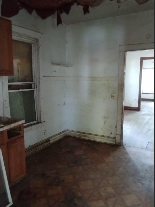 500 West 103rd Place Chicago, IL 60628 - Photo 4 of 19