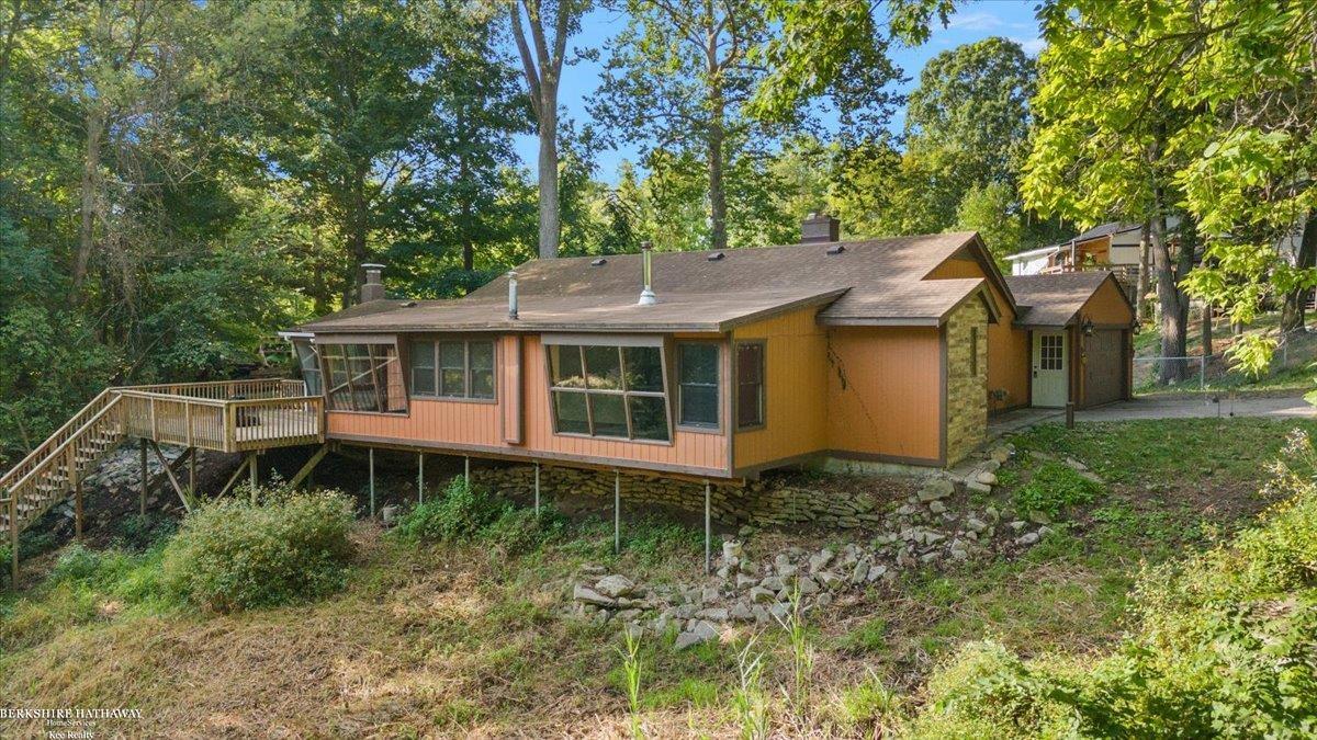5381 Howe Street Shelby, MI 48317 - Photo 41 of 47