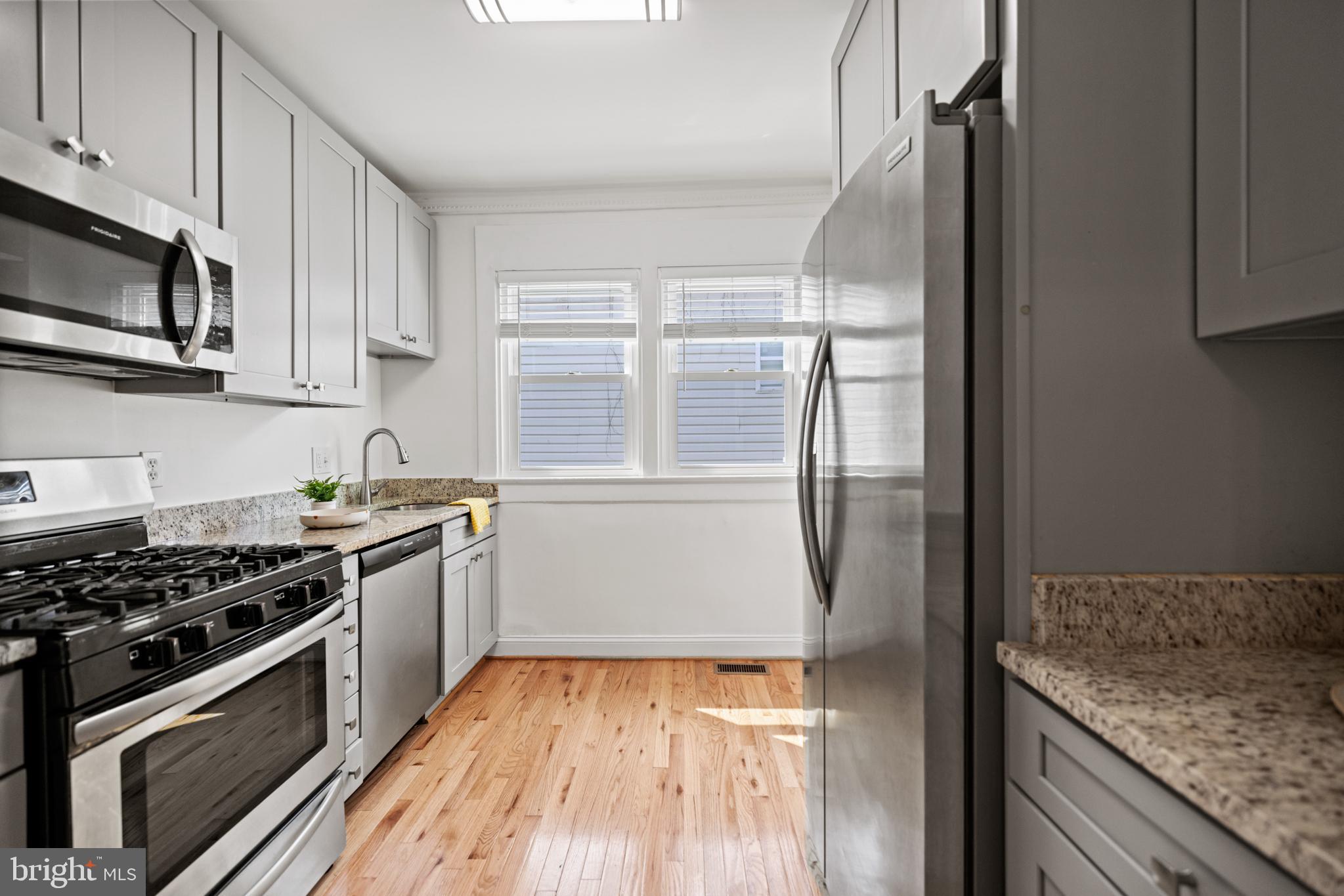 4118 Gault Place Northeast Washington, DC 20019 - Photo 12 of 34