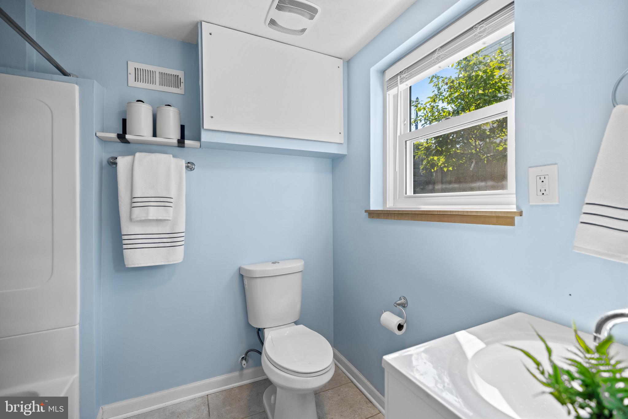 4118 Gault Place Northeast Washington, DC 20019 - Photo 19 of 34