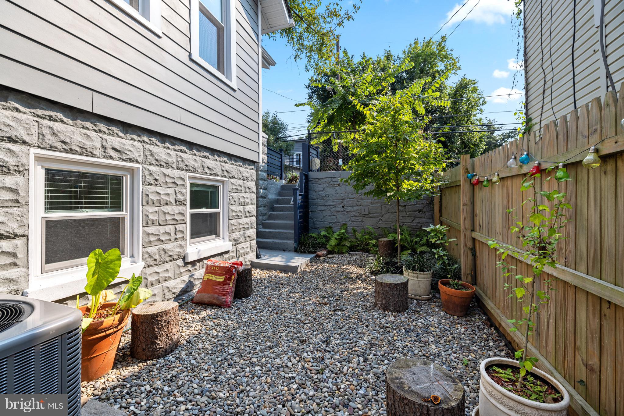 4118 Gault Place Northeast Washington, DC 20019 - Photo 31 of 34