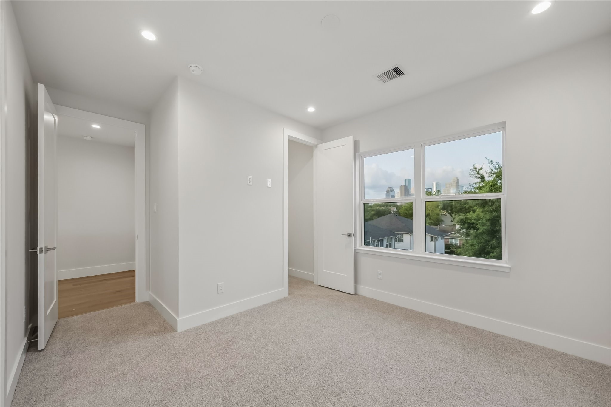 617 Bomar Street Houston, TX 77006 - Photo 33 of 44
