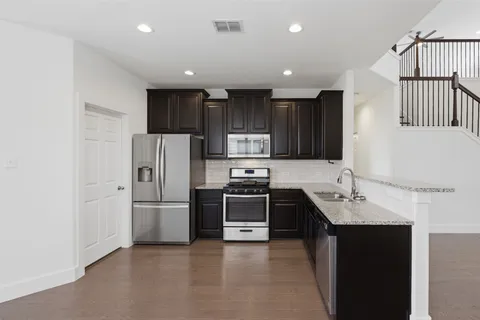 $510,000 | 2004 Garretts Way, Manchaca, TX 78652