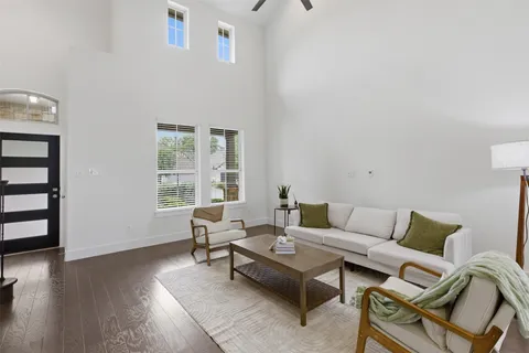 $510,000 | 2004 Garretts Way, Manchaca, TX 78652