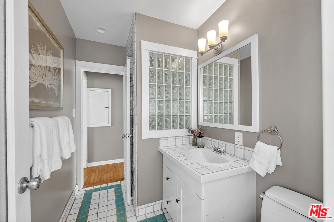 25432 Malibu Road Malibu, CA 90265 - Photo 18 of 23