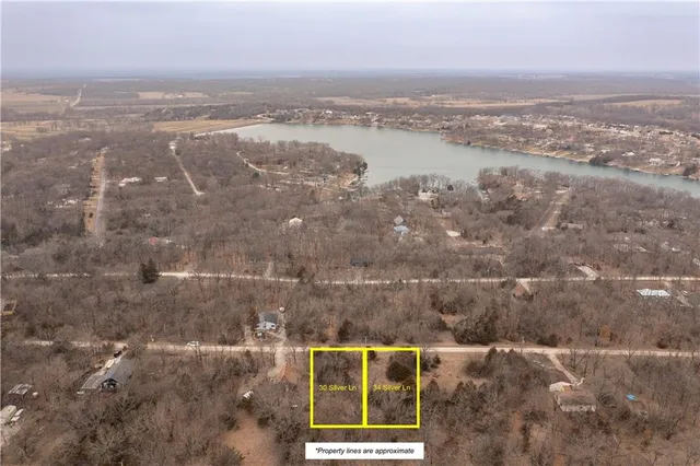 $325,000 | 30-34 Silver Lane, Linn Valley, KS 66040