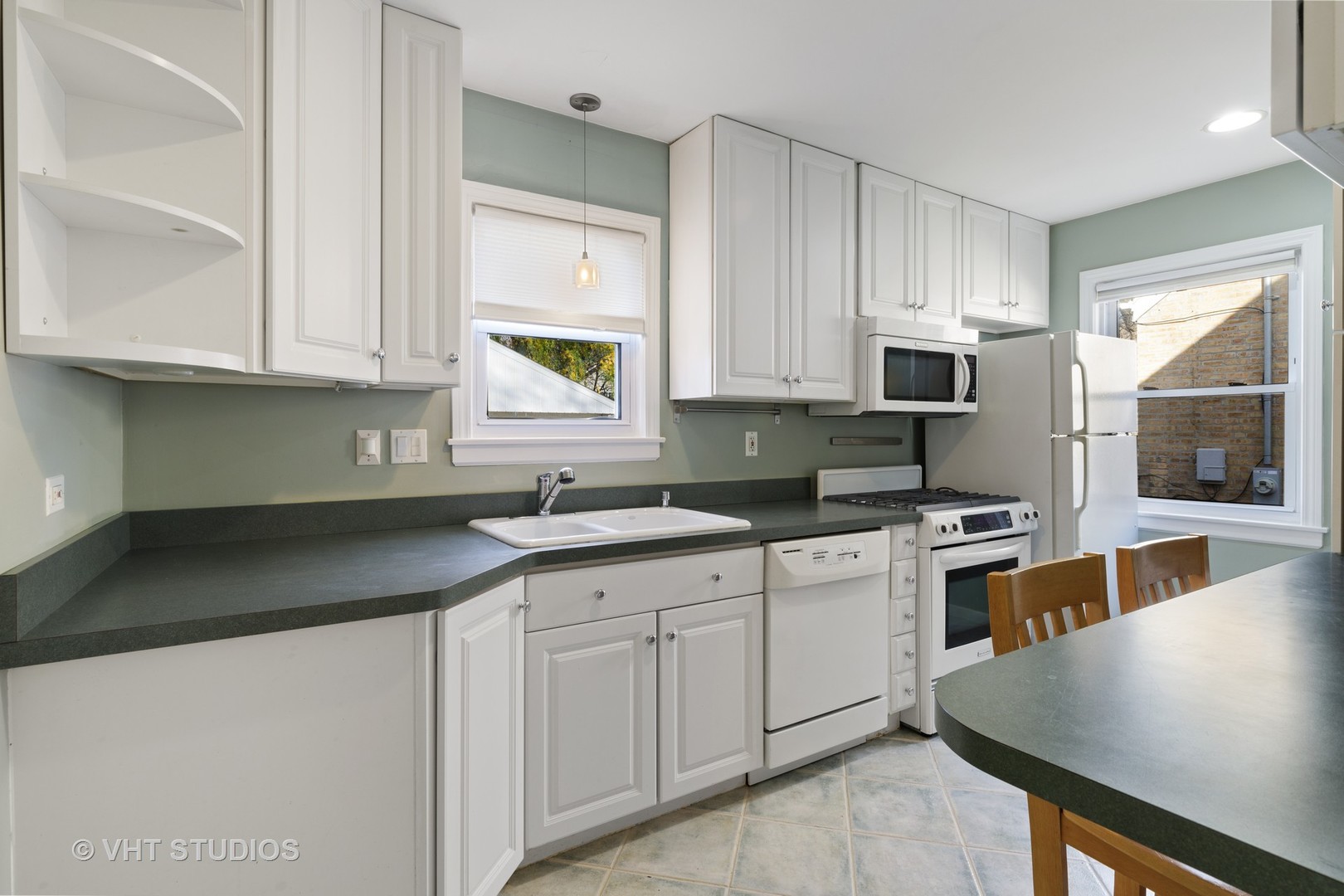 204 North Maple Street Mount Prospect, IL 60056 - Photo 4 of 16