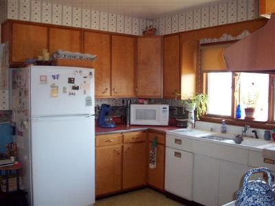 3610 North 3rd Street Clinton, IA 52732 - Photo 4 of 19 Gallery Image 4