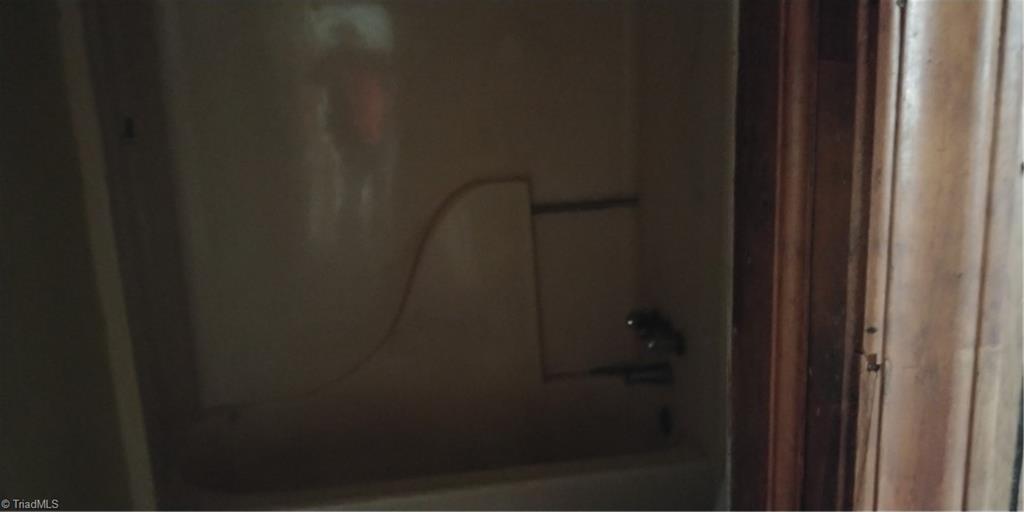 1007 Haled Street Eden, NC 27288 - Photo 3 of 12