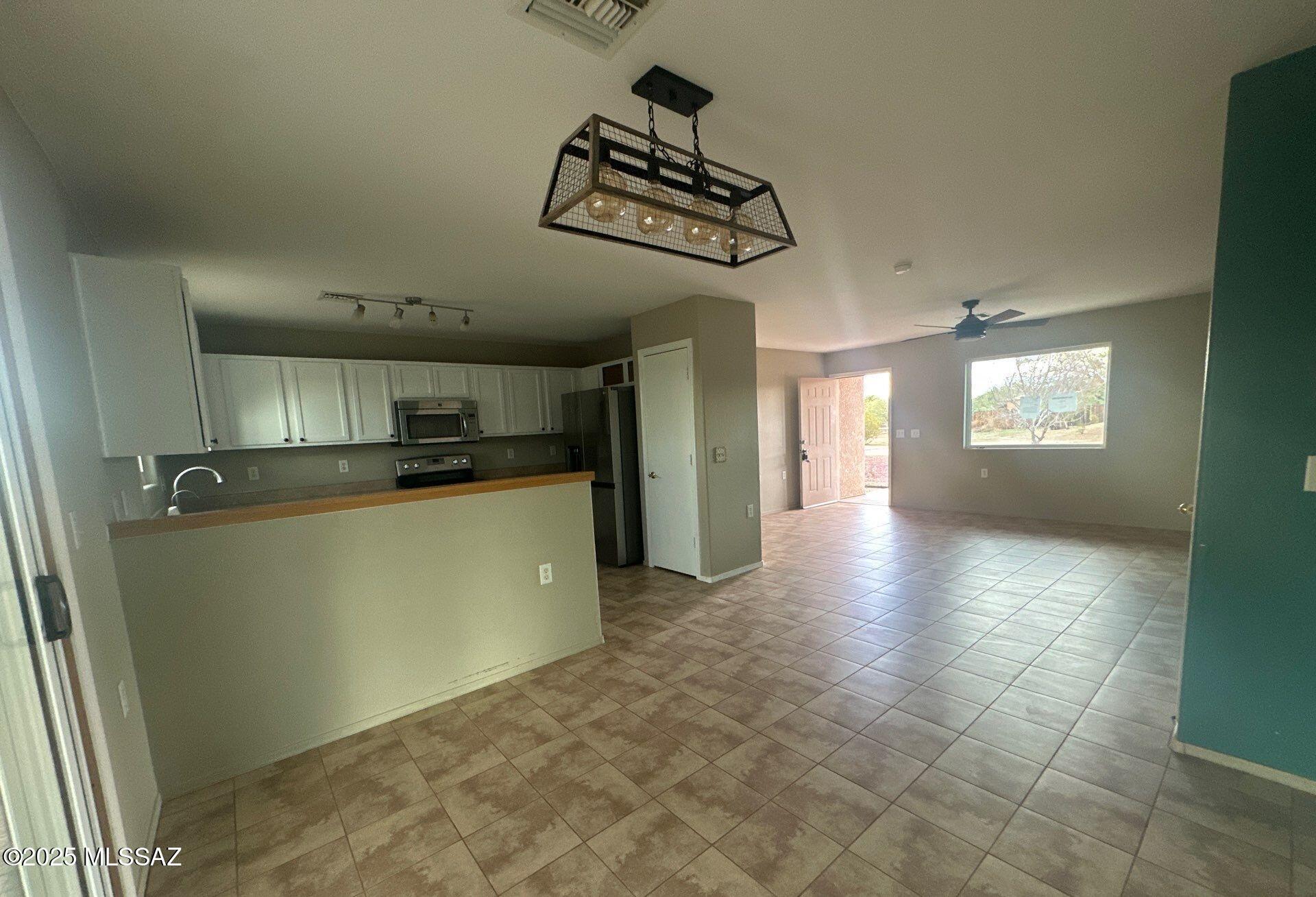 5065 North Sabi Road Marana, AZ 85653 - Photo 9 of 22