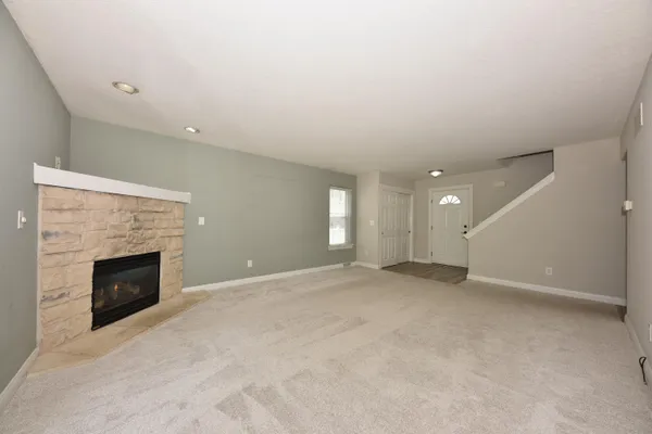 $332,500 | 1123 White Sands Court, West Bend, WI 53090