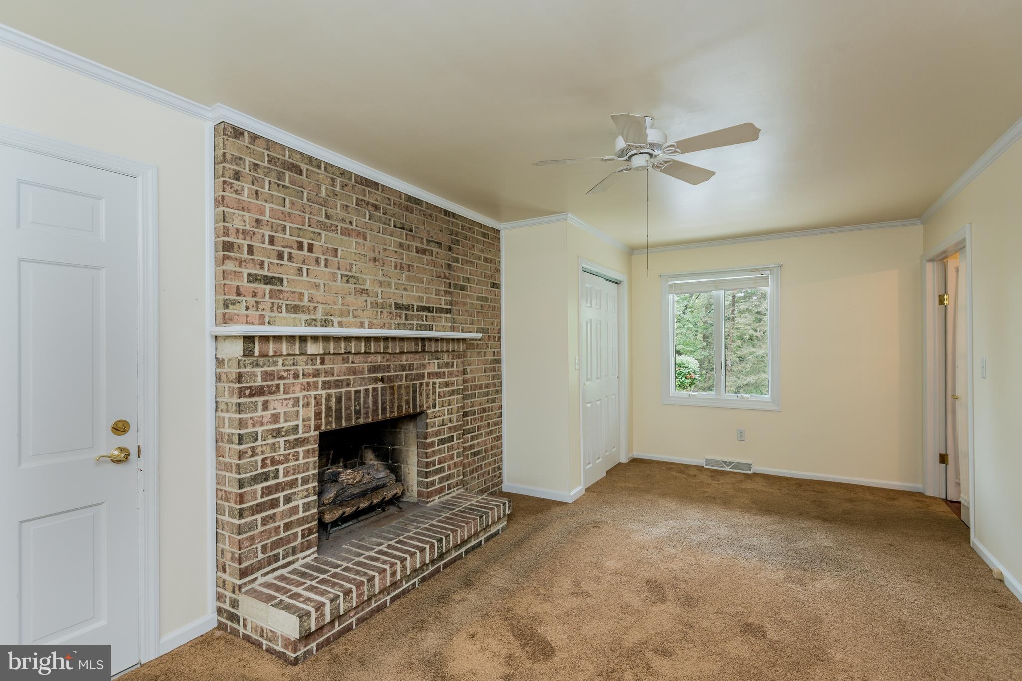 150 Hickory Road Carlisle, PA 17015 - Photo 7 of 11 Gallery Image 7