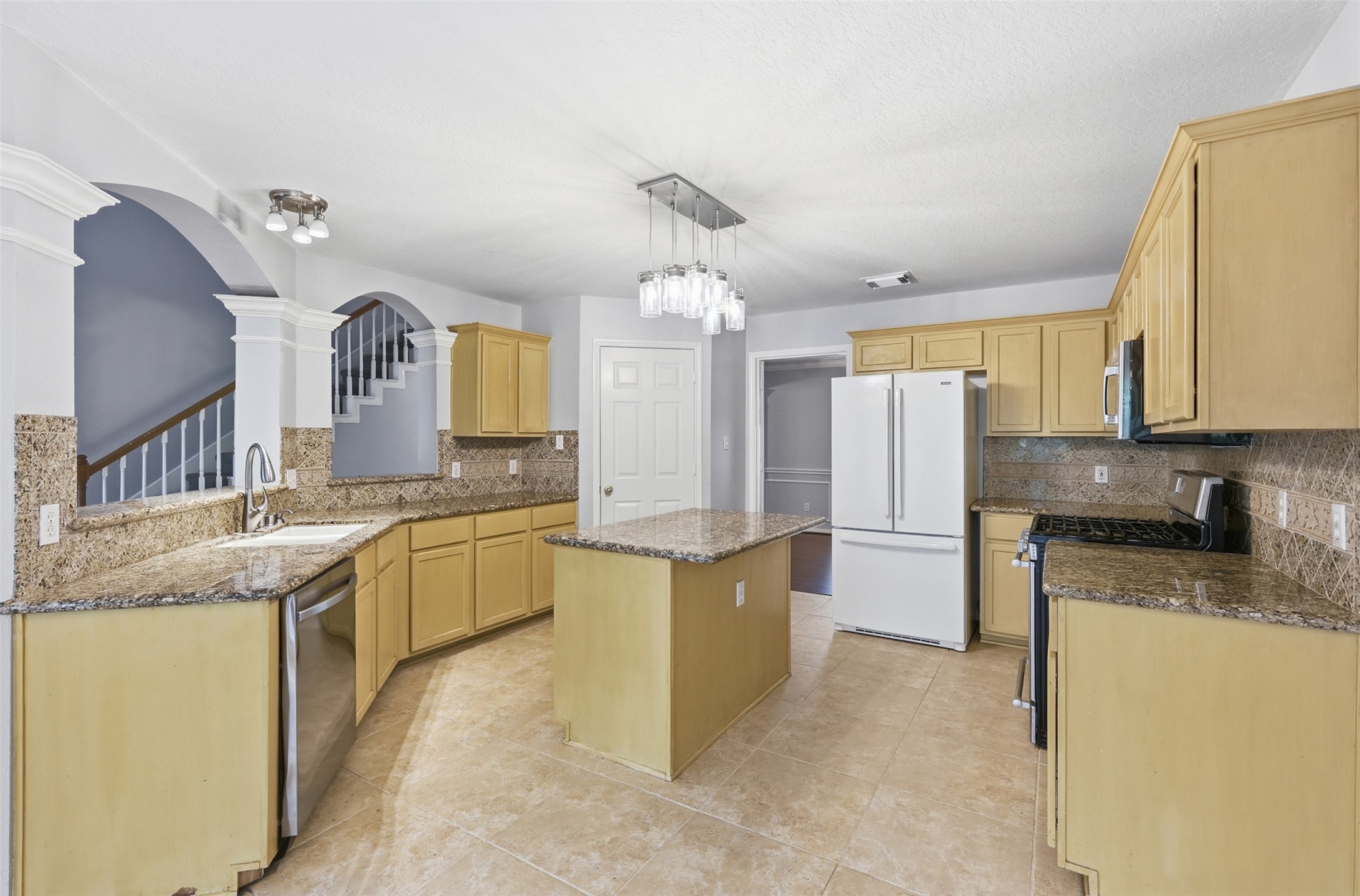 24815 Butterwick Drive Spring, TX 77389 - Photo 5 of 28