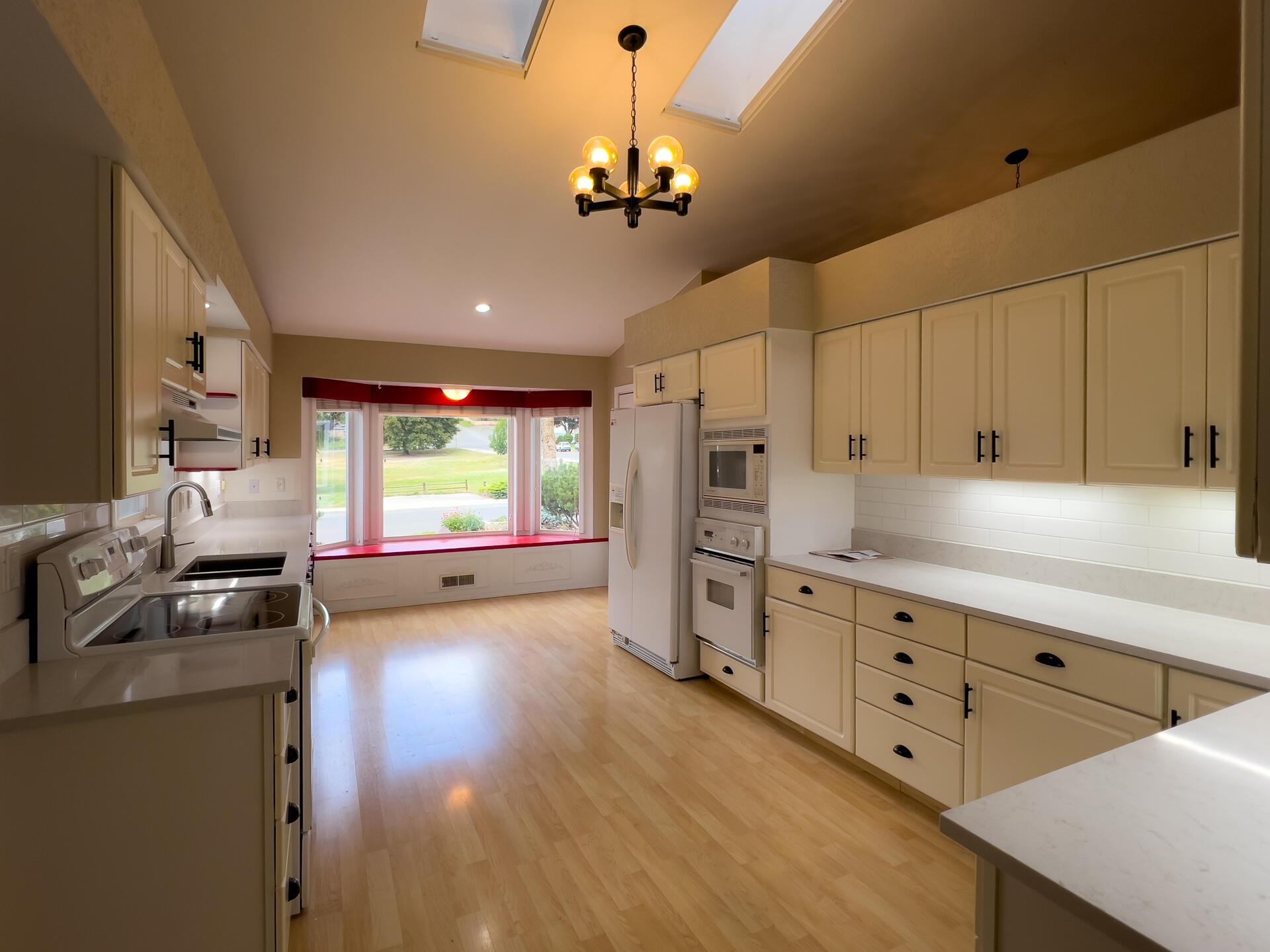 160 East 7th Avenue Colville, WA 99114 - Photo 6 of 38