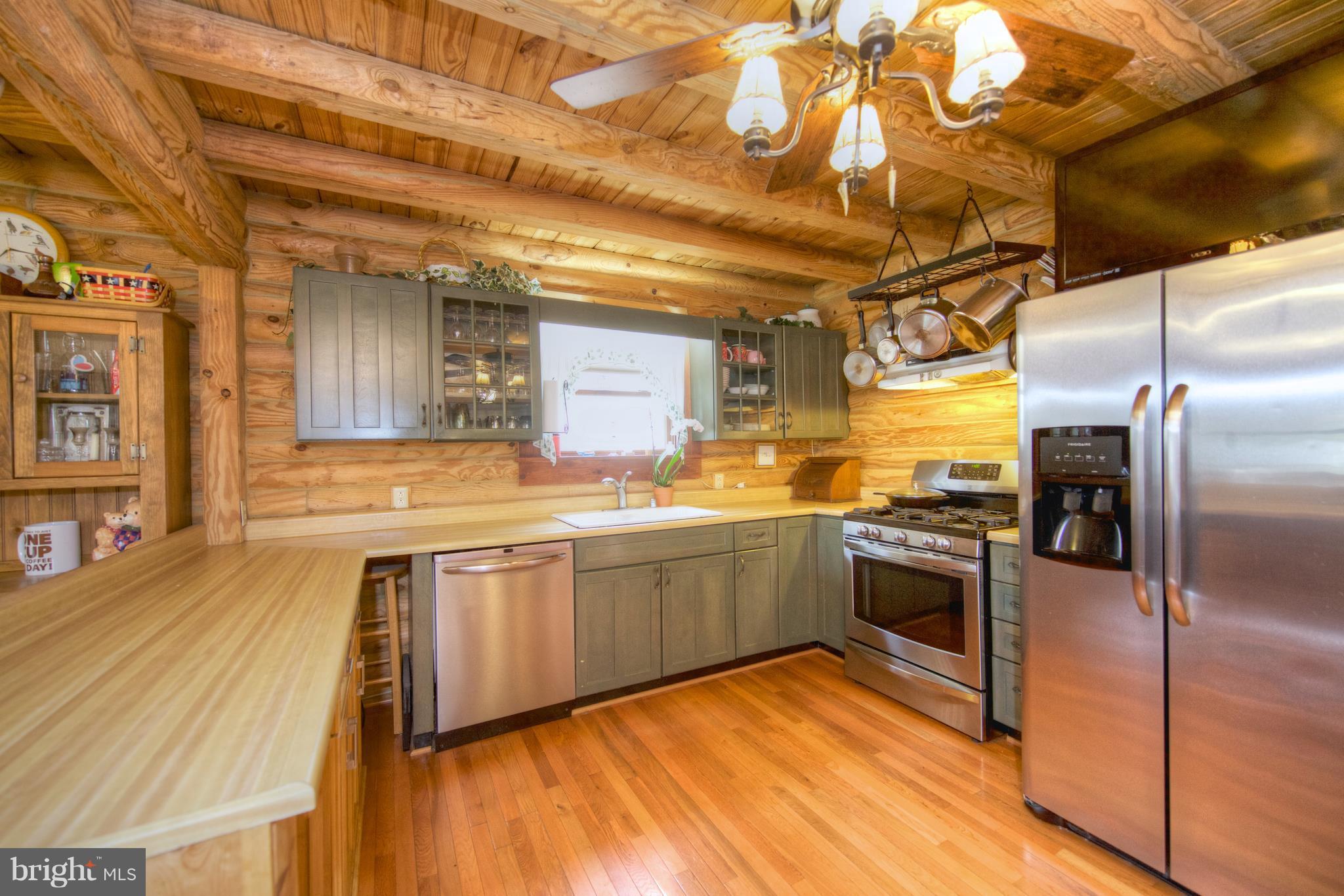 1020 Hanson Road Joppa, MD 21085 - Photo 11 of 29 Kitchen
