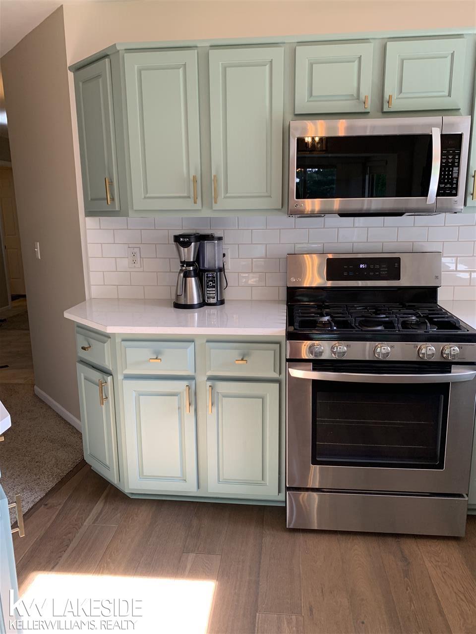 23122 Rochelle Street Macomb, MI 48042 - Photo 13 of 55 31383961-14.JPG