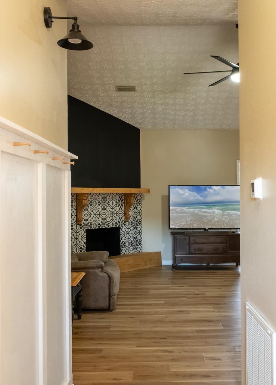 1309 Dominoe Trail Foley, AL 36535 - Photo 4 of 16 Living Room