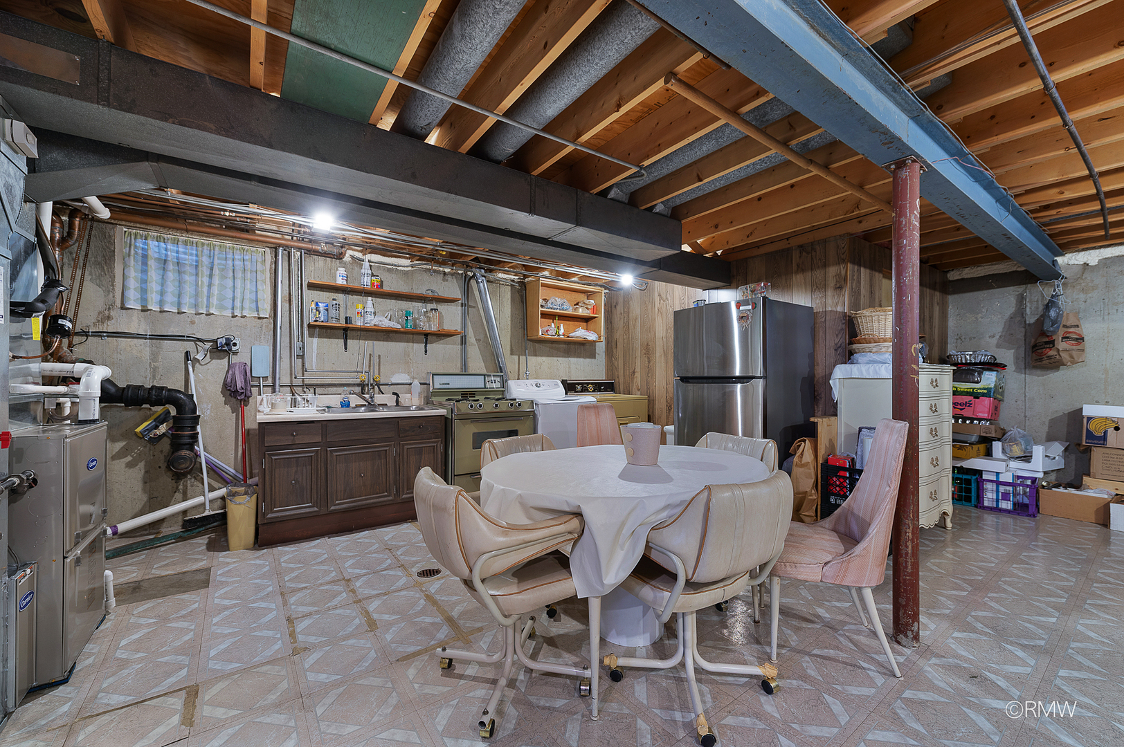 1306 West Byron Avenue Addison, IL 60101 - Photo 16 of 25 a view of a dining room with furniture