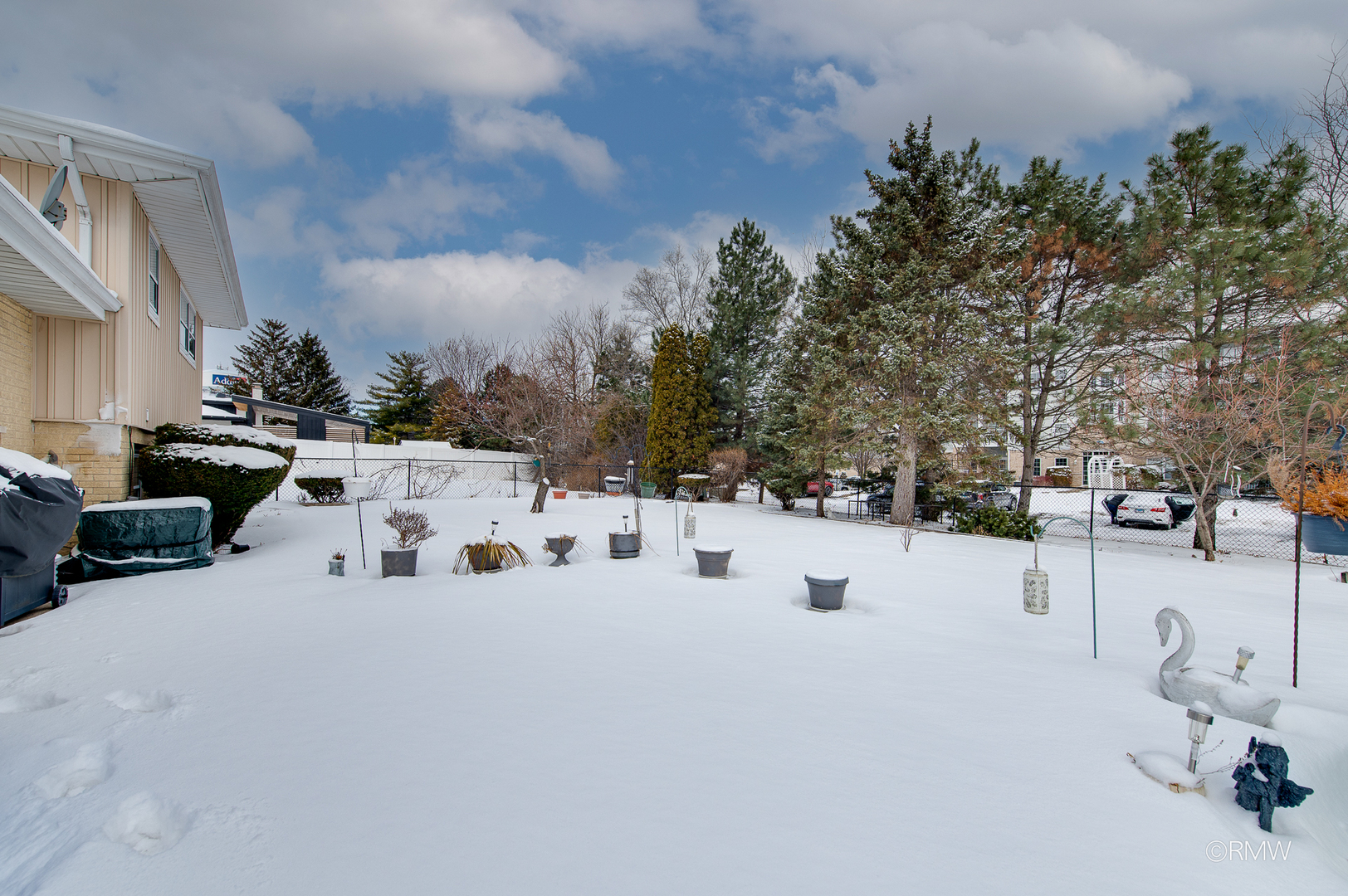 1306 West Byron Avenue Addison, IL 60101 - Photo 23 of 25 a view of outdoor space with seating area