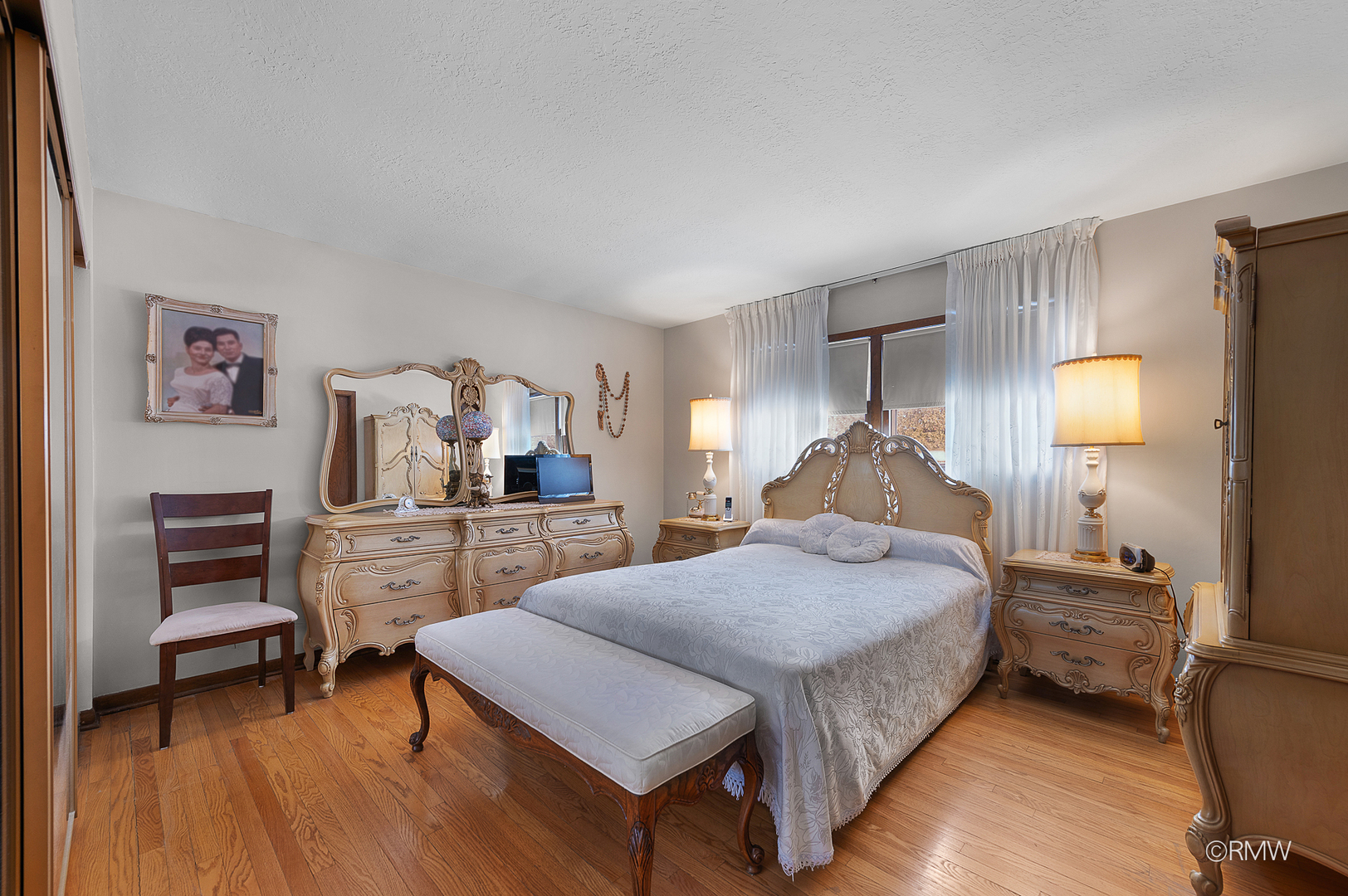 1306 West Byron Avenue Addison, IL 60101 - Photo 7 of 24