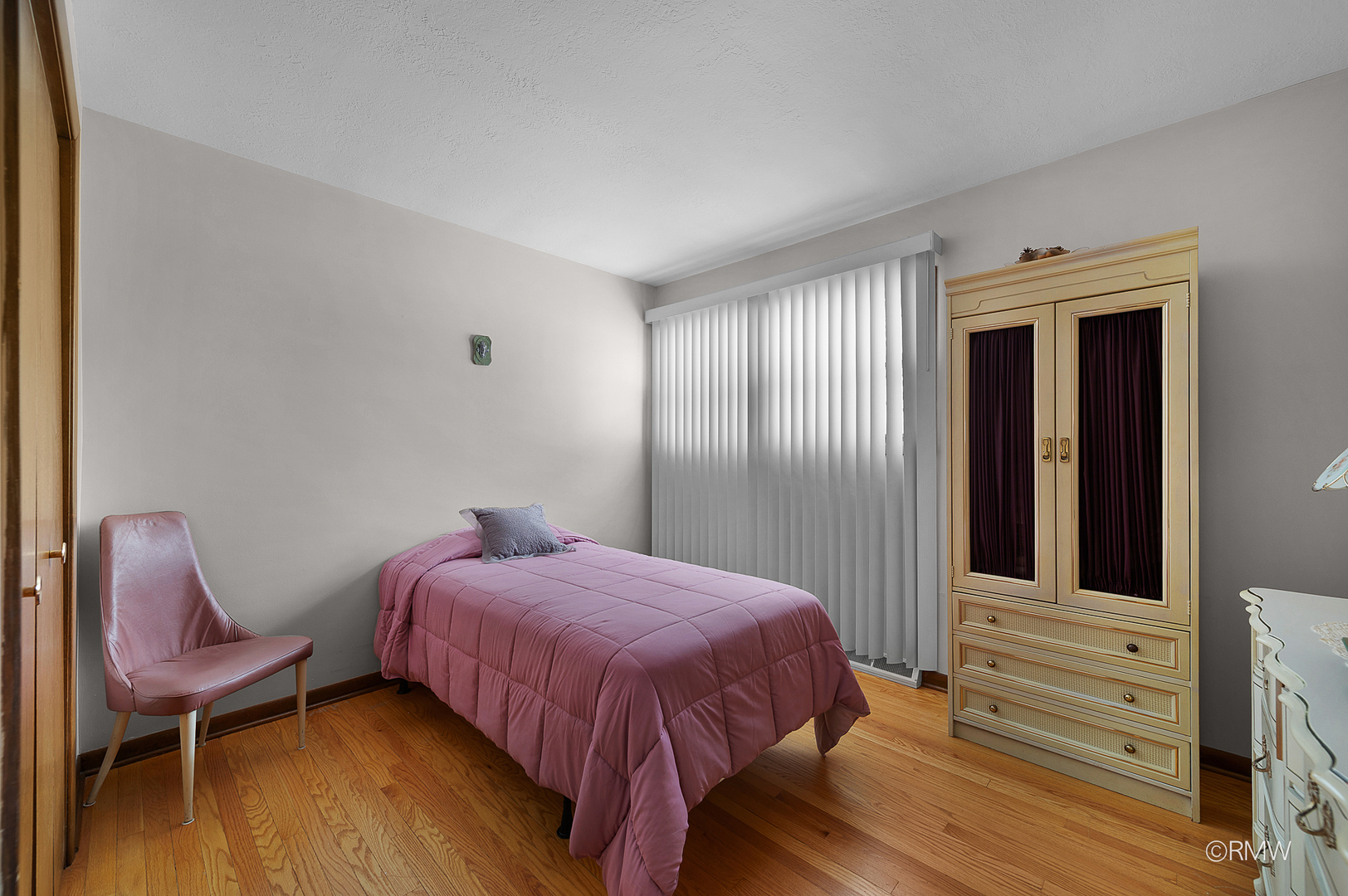 1306 West Byron Avenue Addison, IL 60101 - Photo 8 of 24