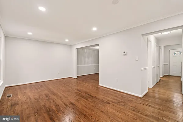 wooden floor in an empty room with wooden floor