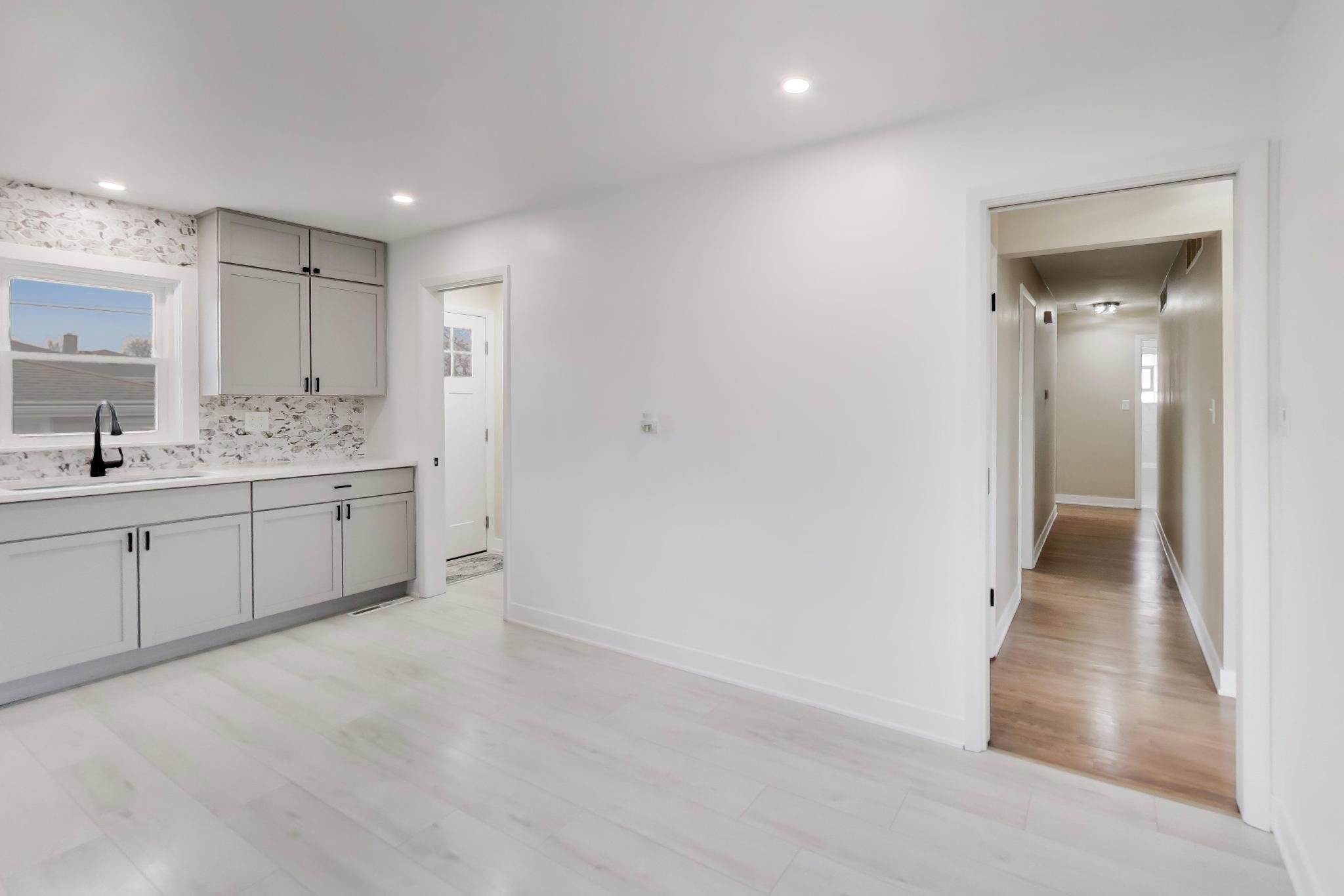 2022 38th Street Highland, IN 46322 - Photo 11 of 35 2048x1366