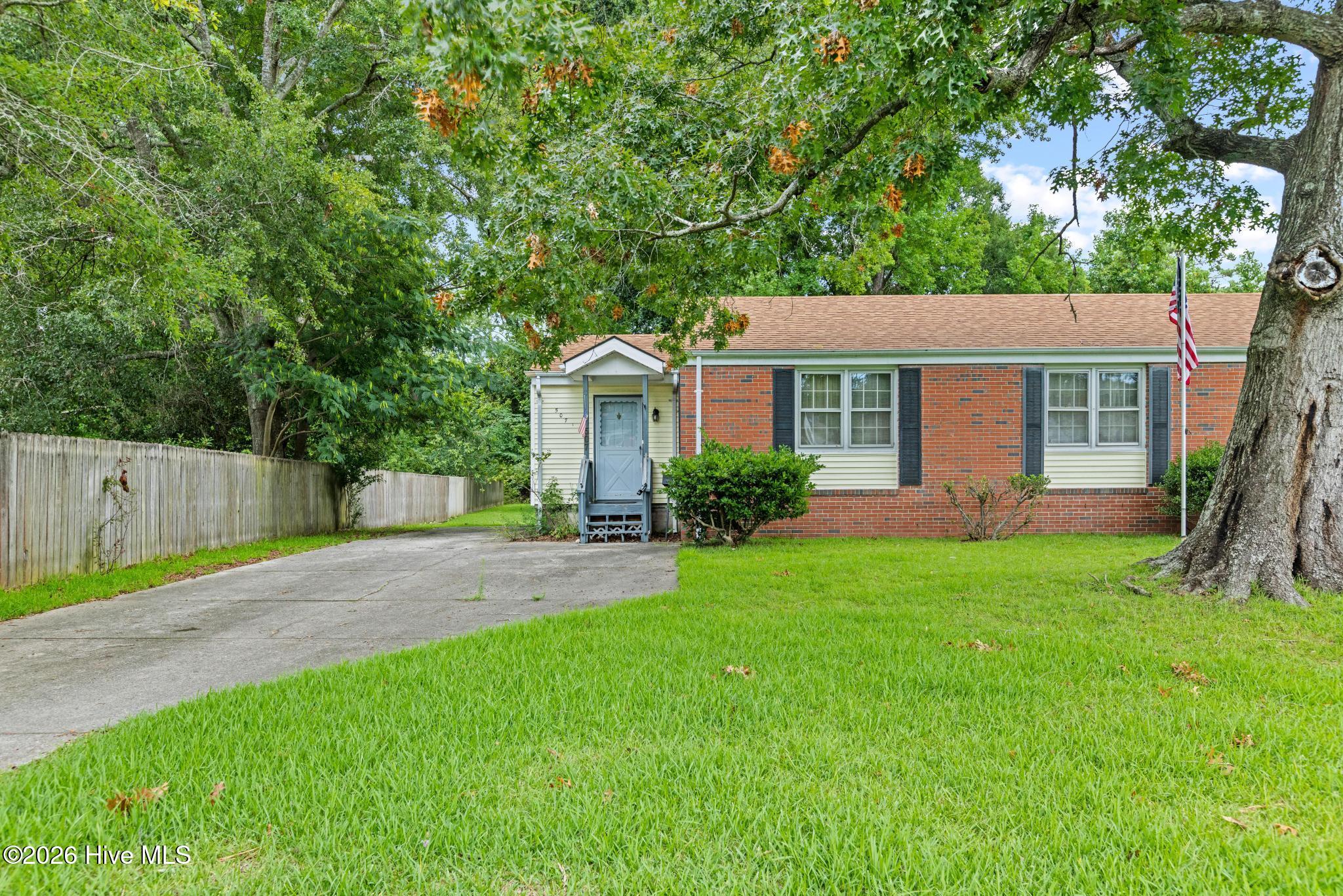 507 Delmar Road Jacksonville, NC 28540 - Photo 2 of 34 Gallery Image 2