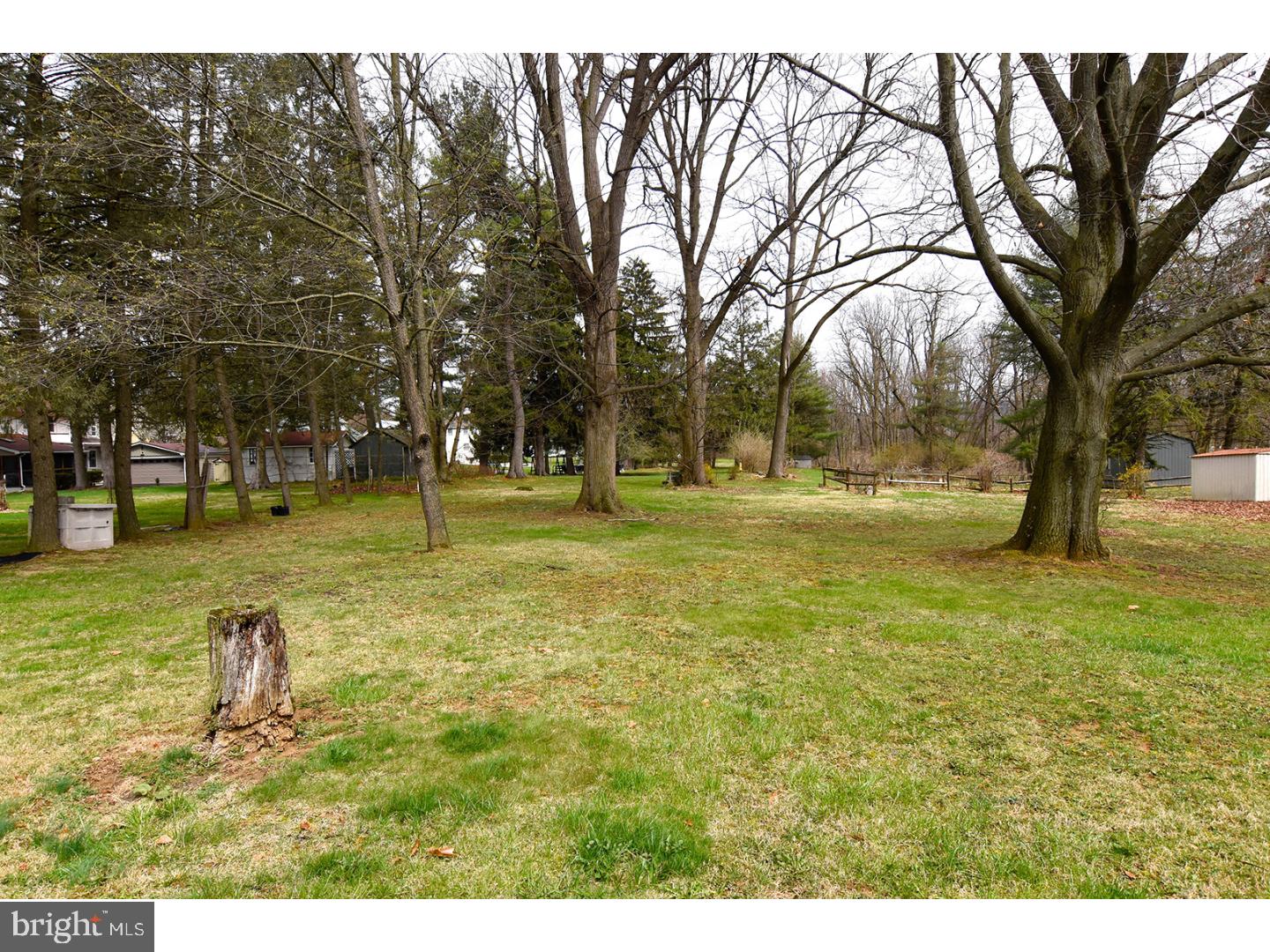 2927 Leiszs Bridge Road Reading, PA 19605 - Photo 4 of 25 Gallery Image 4