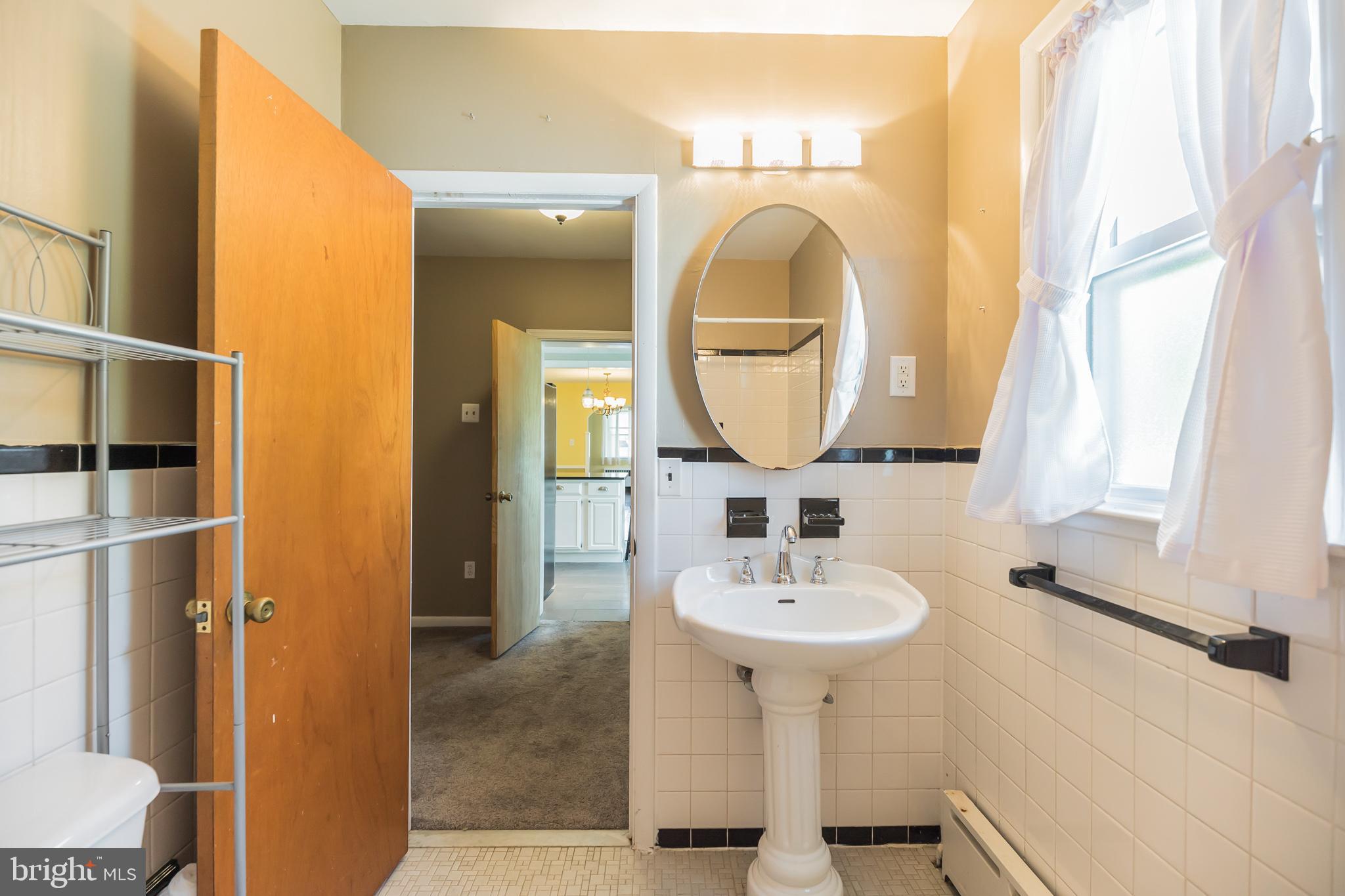1713 Ripley Street Philadelphia, PA 19111 - Photo 19 of 28 Gallery Image 19