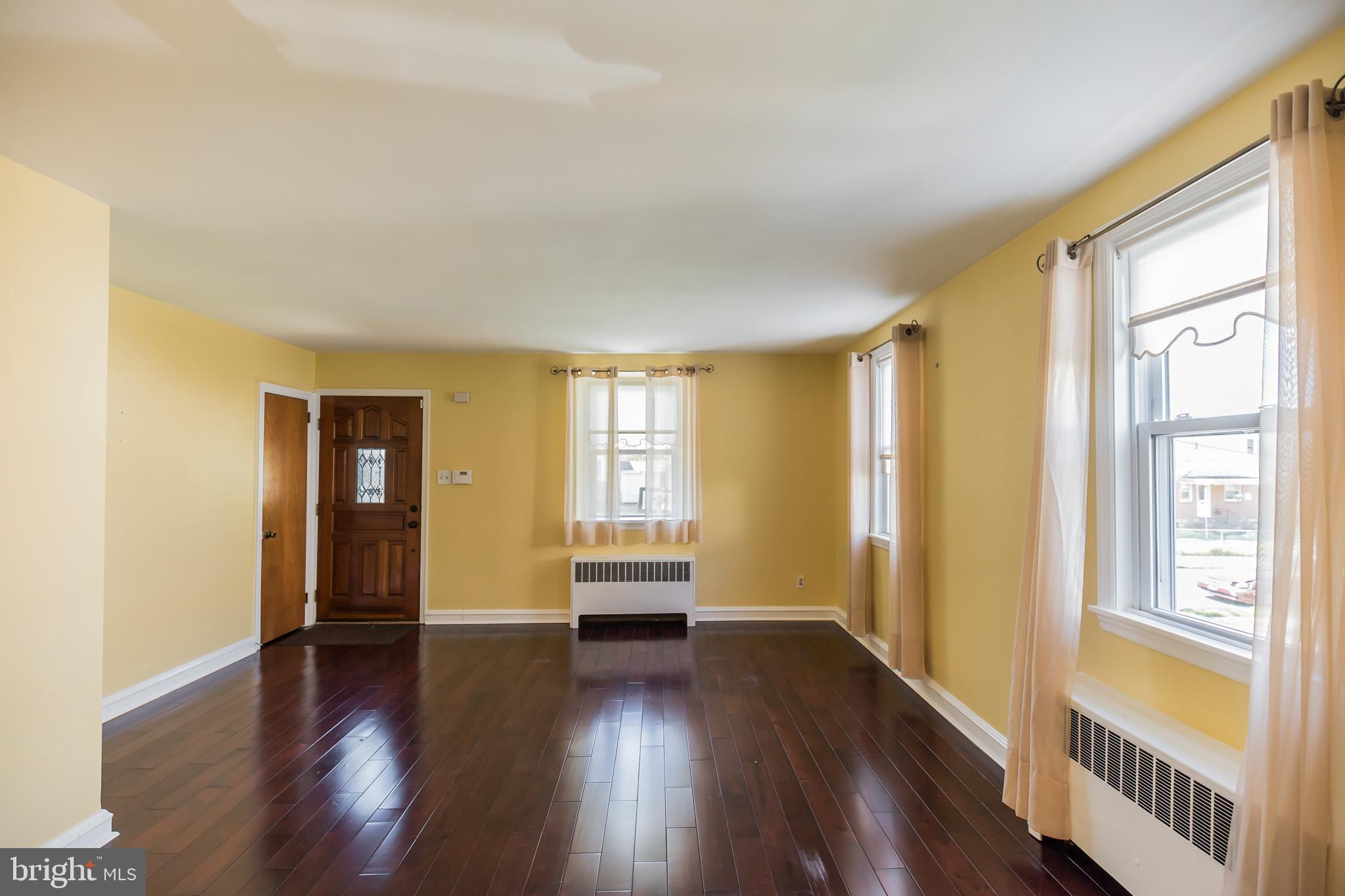1713 Ripley Street Philadelphia, PA 19111 - Photo 7 of 28 Gallery Image 7