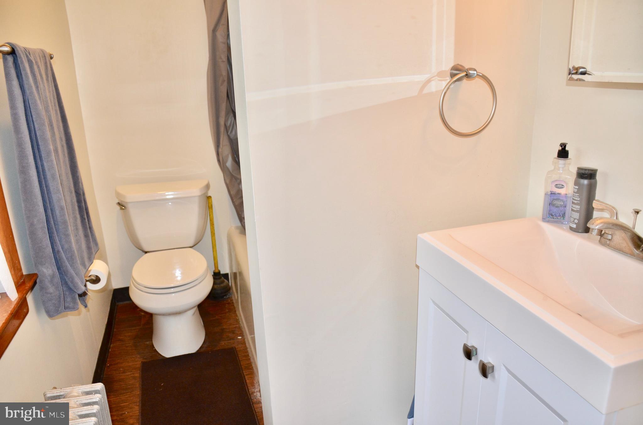 909 Crown Point Road Westville, NJ 08093 - Photo 11 of 16 Gallery Image 11