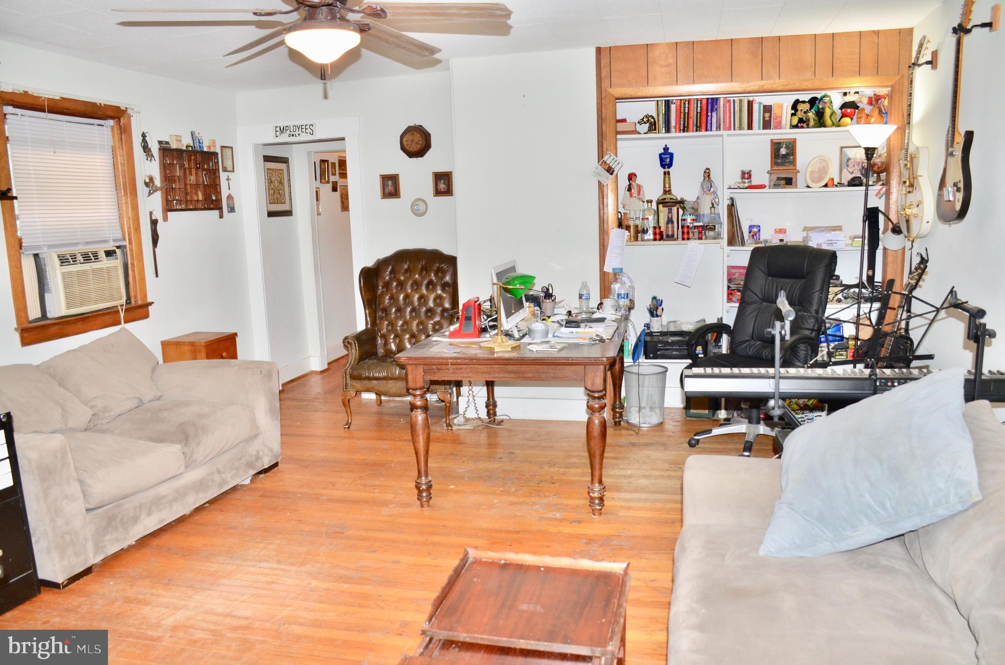 909 Crown Point Road Westville, NJ 08093 - Photo 7 of 16 Gallery Image 7