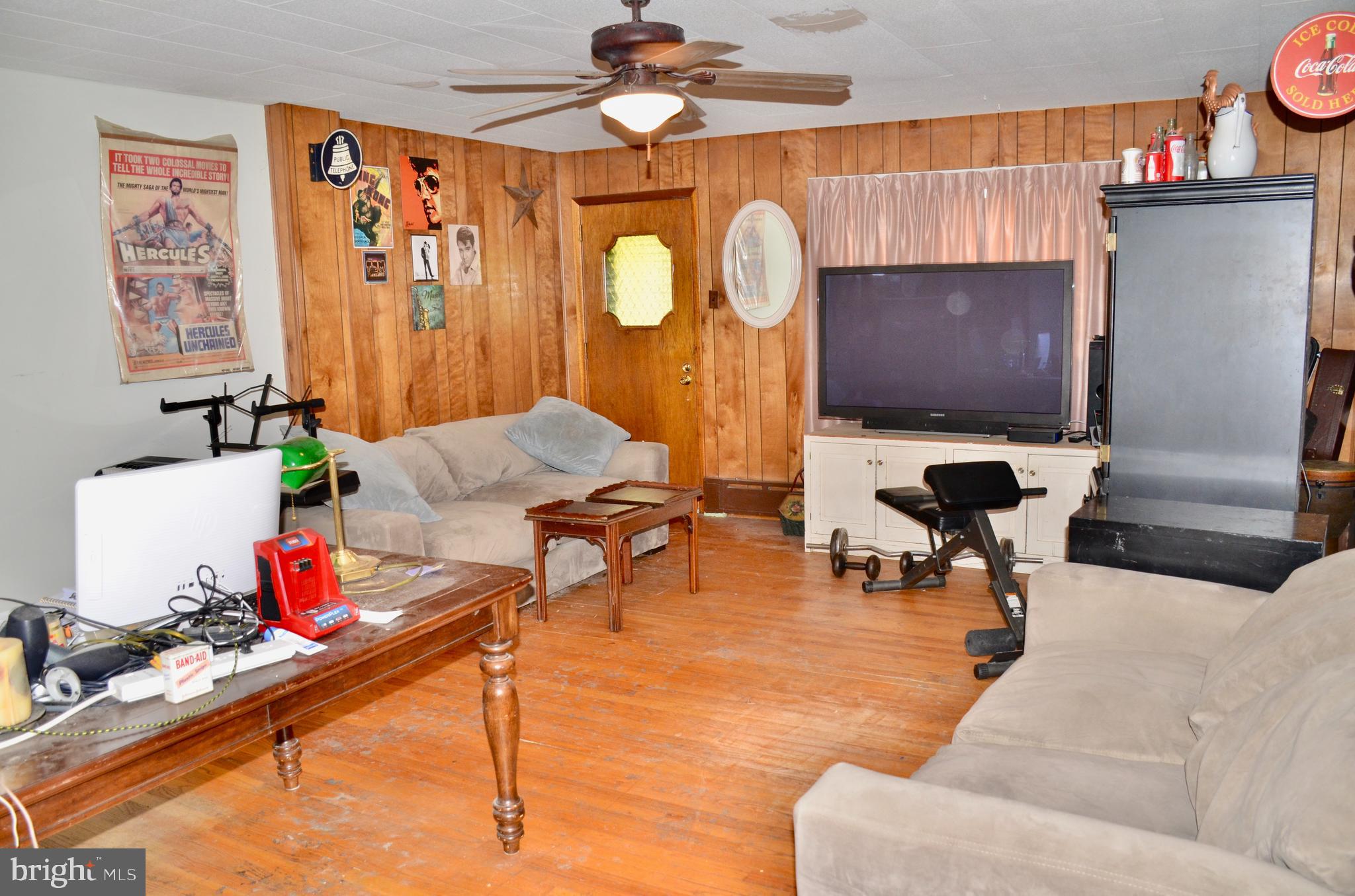 909 Crown Point Road Westville, NJ 08093 - Photo 8 of 16 Gallery Image 8
