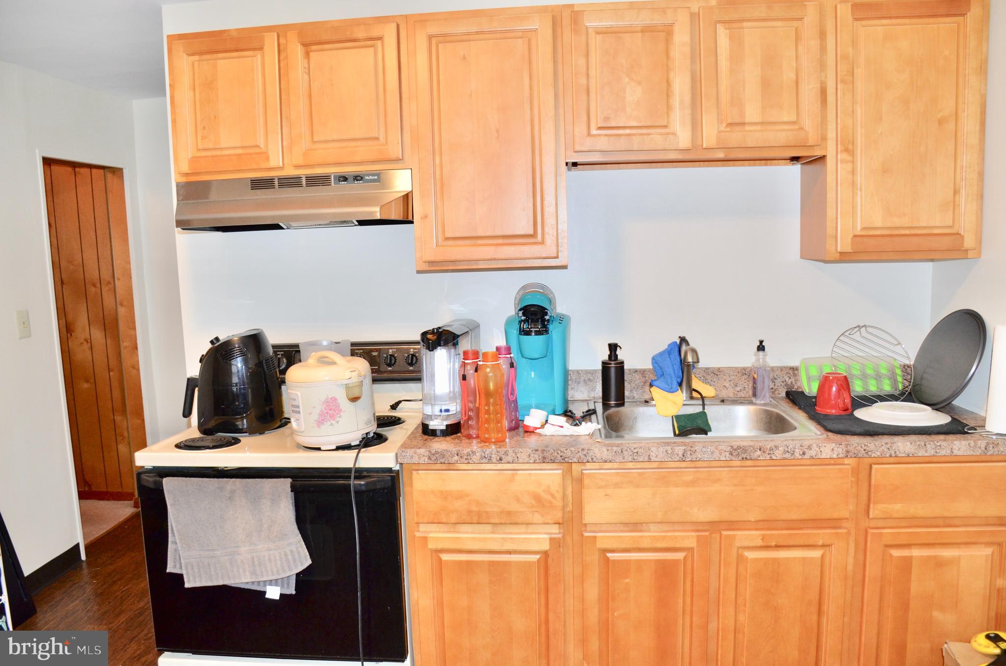 909 Crown Point Road Westville, NJ 08093 - Photo 9 of 16 Gallery Image 9