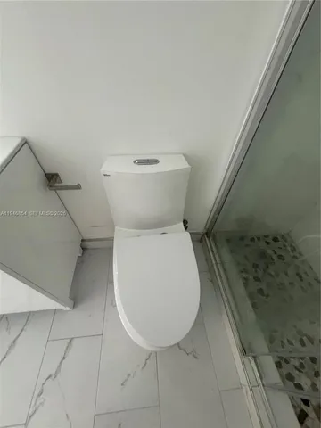 $1,990 | 400 Kings Point Drive, Unit 929, Sunny Isles Beach, FL 33160