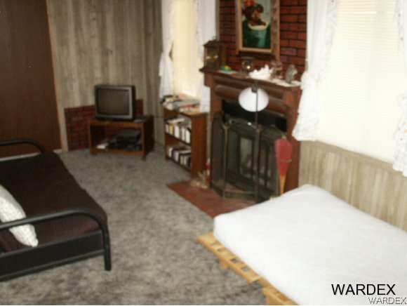 1945 Rio Vista Road Bullhead City, AZ 86442 - Photo 5 of 12 Guest Suite w fireplace