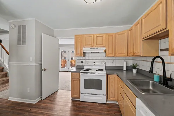 $170,000 | 1208 Lear Court, Rochester Hills, MI 48307