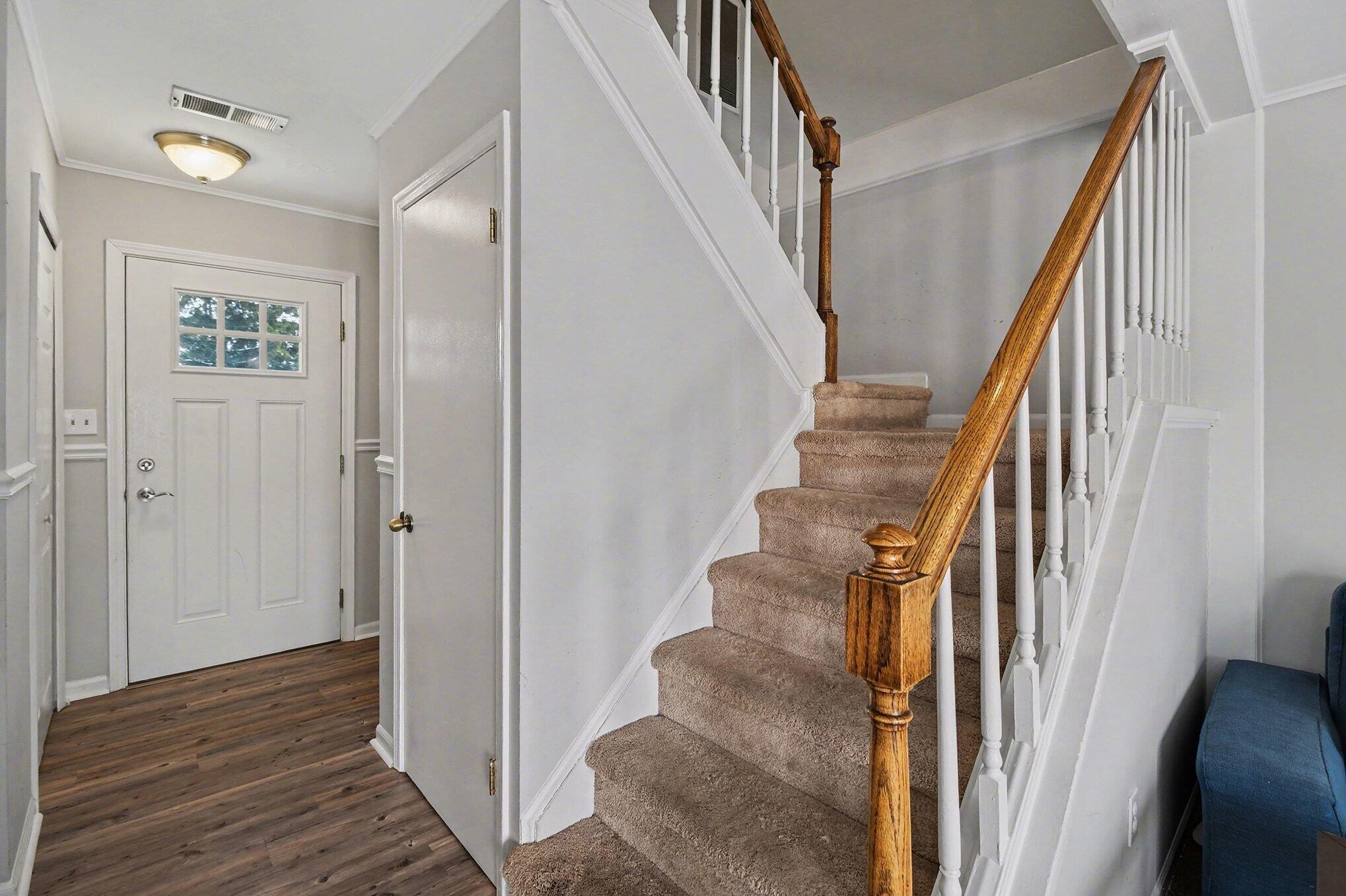 1208 Lear Court Rochester Hills, MI 48307 - Photo 12 of 26 017_file_6531