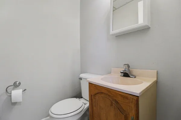 $170,000 | 1208 Lear Court, Rochester Hills, MI 48307